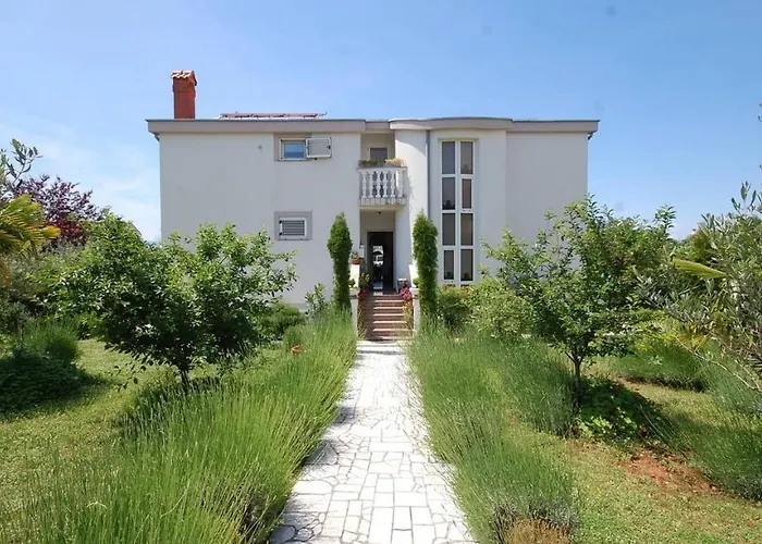 With Parking Space Kremenici, Krk - 21724 Apartman