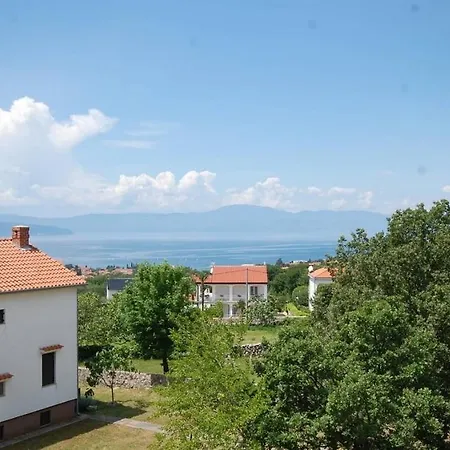With Parking Space Kremenici, Krk - 21724 Daire Sveti Vid-Miholjice