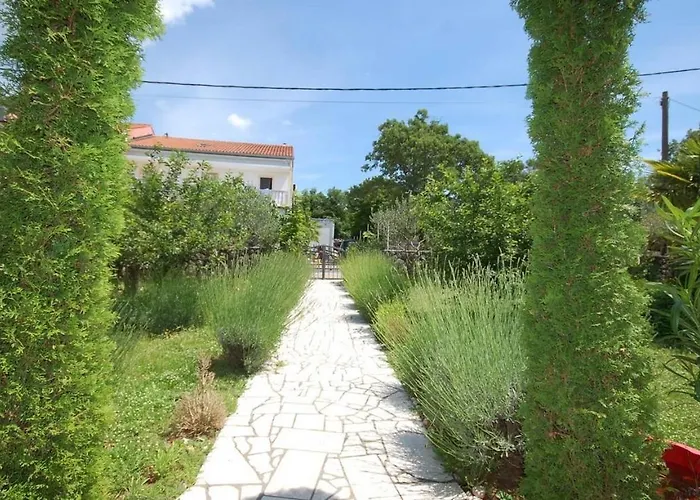 Appartamento With Parking Space Kremenici, Krk - 21724